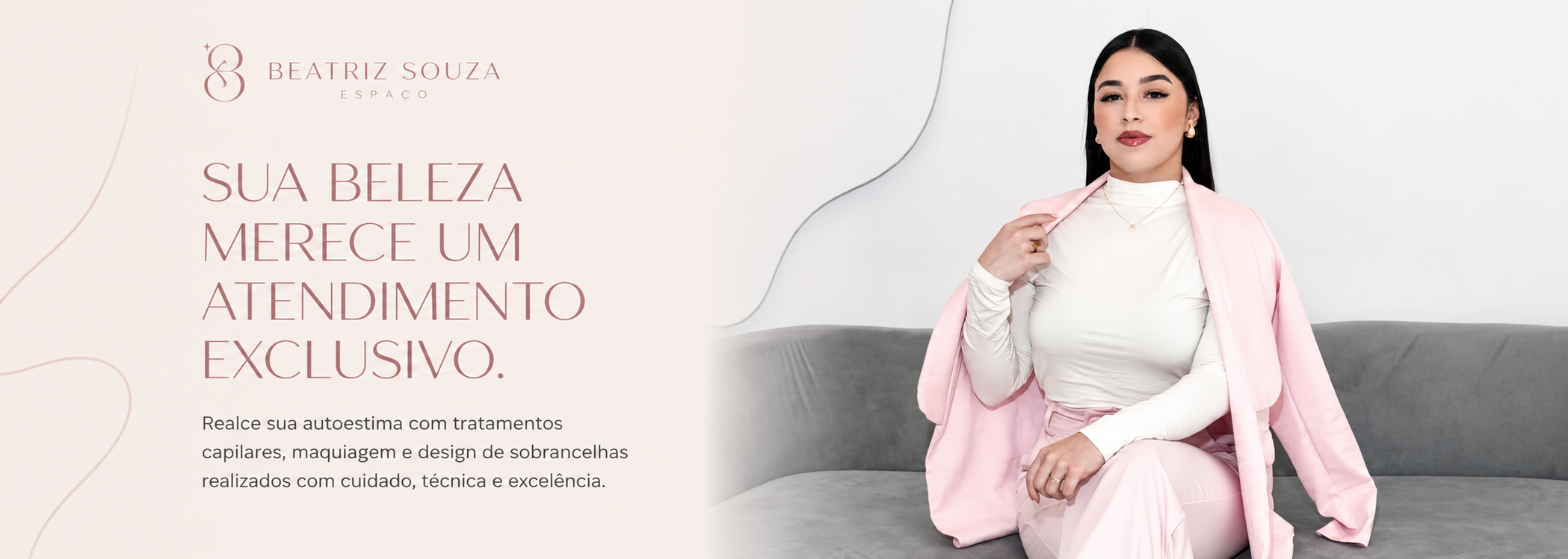 Beatriz Souza em seu espaço de beleza